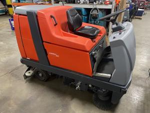 PowerBoss Admiral 40C Rider Sweeper Scrubber main image