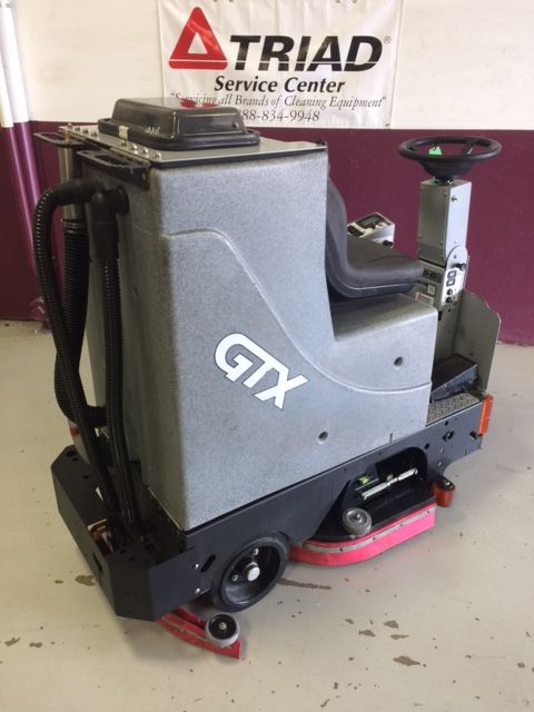 Tomcat Gtx 30 Ltd Rider Floor Scrubber Dryer For Or