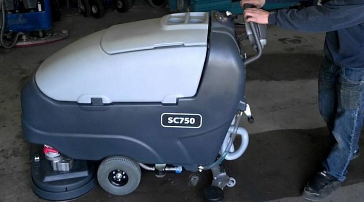 Advance SC750 Floor Scrubber