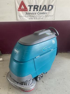 Tennant T5 Walk-Behind Floor Scrubber 700mm/28in main image