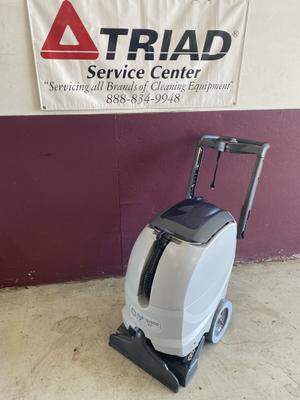 Advance ES300 XP Carpet Extractor main image