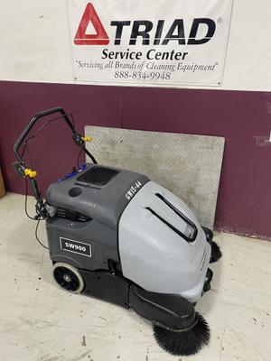 Advance SW900 Sweeper main image