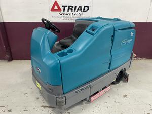 Tennant T17 - 40" Disk Rider Scrubber main image